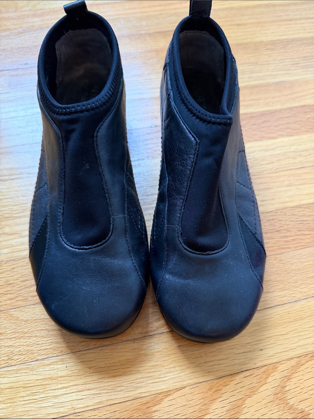 AEROSOLES Black Slip-On Ankle Booties